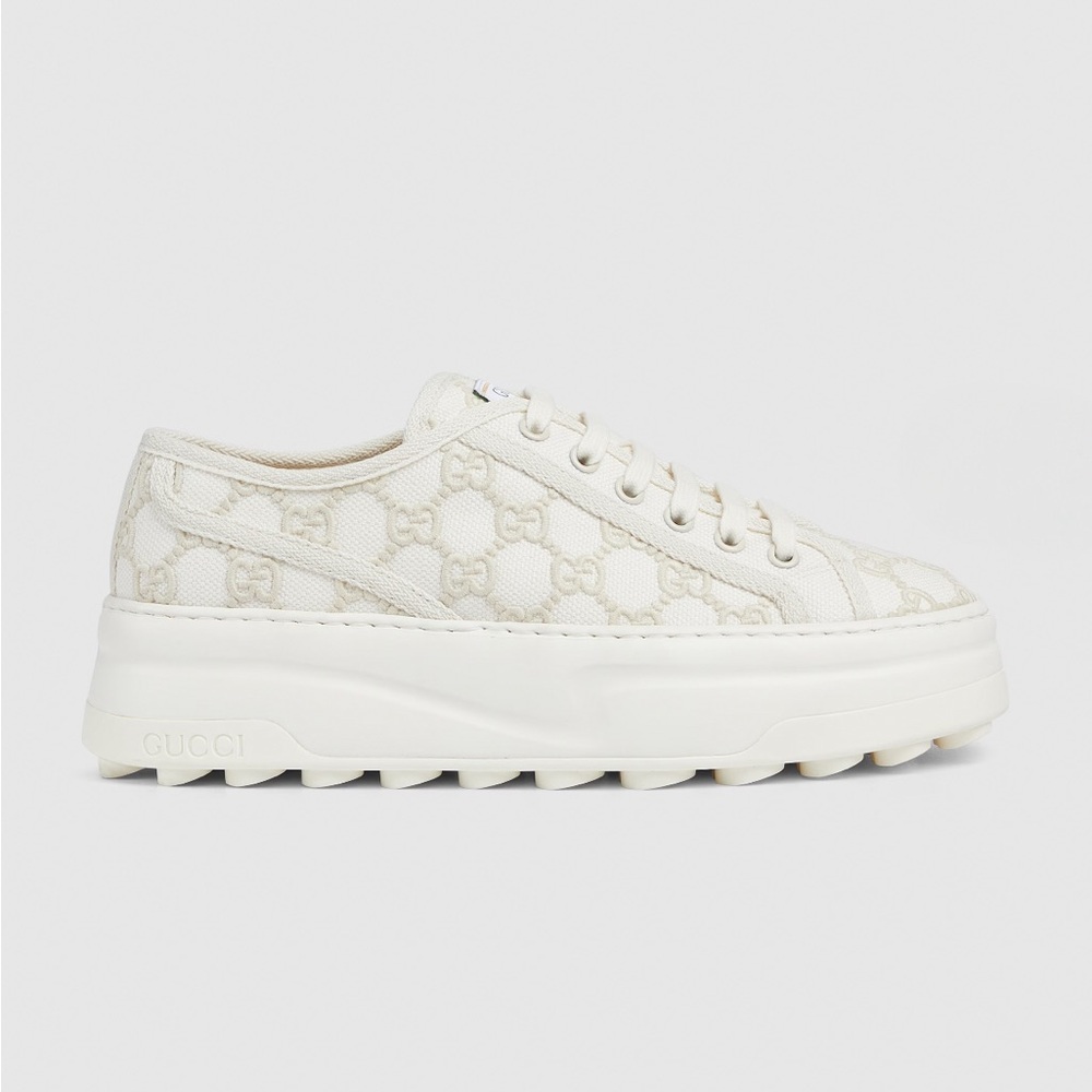 Brand new in box women’s GG sneaker size 35.5 (fits like 6.5) runs big